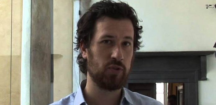 Atti osceni in luogo privato
